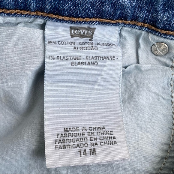 Levi's 505 Women"s Straight Leg Jeans - Picture 13 of 16
